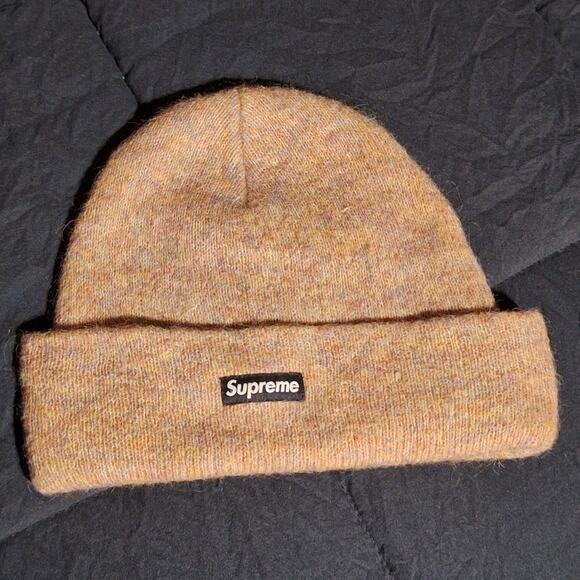 Supreme New York City Beanie Unisex OSFM Wool Mohair Blend Multicolor Outdoor - Picture 1 of 4